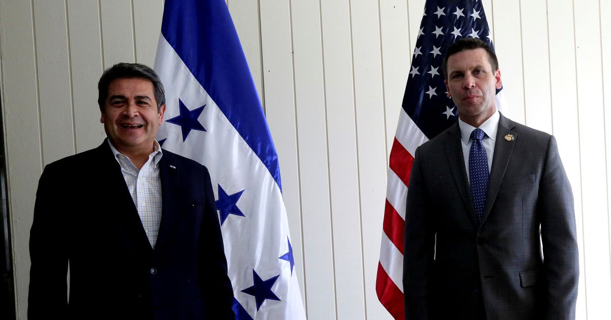 U.S. plane scheduled to extradite Honduran ex-President Hernandez on Thursday