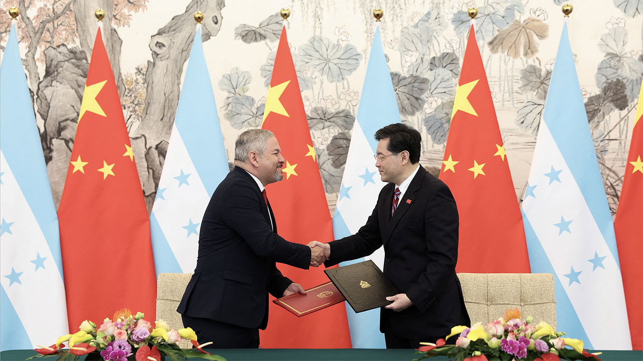 Taiwan president decries China's 'dollar diplomacy' as Honduras opens ties with Beijing